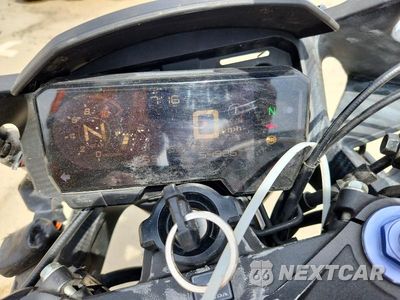 Zdjęcie 7 z 10 samochodu: 2021 HONDA CBR500 RA VIN:MLHPC6252M5201096 - miniatura