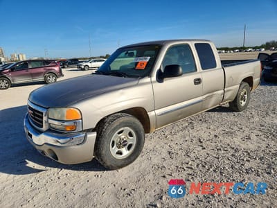 2003 GMC NEW SIERRA C1500 2GTEC19V631101246 - główne zdjęcie licytacji z USA - miniatura