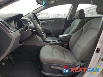 Zdjęcie 7 z 12 samochodu: 2014 HYUNDAI SONATA HYBRID BASE VIN:KMHEC4A42EA116495 - miniatura