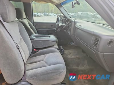 Zdjęcie 7 z 12 samochodu: 2003 CHEVROLET SILVERADO C1500 VIN:2GCEC19V431204908 - miniatura
