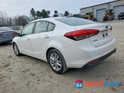 Drugie zdjęcie samochodu z przodu: 2017 KIA FORTE LX VIN:3KPFL4A7XHE133064 - miniatura