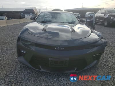Piąte zdjęcie samochodu w środku: 2017 CHEVROLET CAMARO SS VIN:1G1FF1R76H0152044 - miniatura
