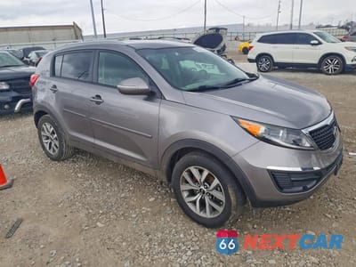Czwarte zdjęcie samochodu z boku: 2015 KIA SPORTAGE LX VIN:KNDPB3AC8F7711609 - miniatura