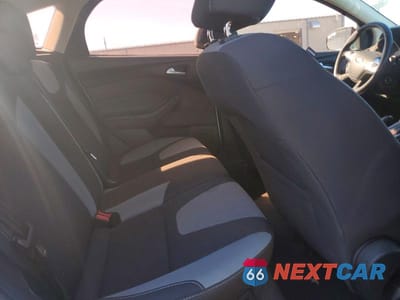 Zdjęcie 10 z 12 samochodu: 2014 FORD FOCUS SE VIN:1FADP3K27EL305245 - miniatura