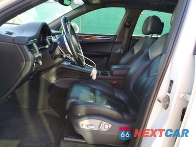 Zdjęcie 7 z 12 samochodu: 2015 PORSCHE MACAN S VIN:WP1AB2A51FLB73696 - miniatura