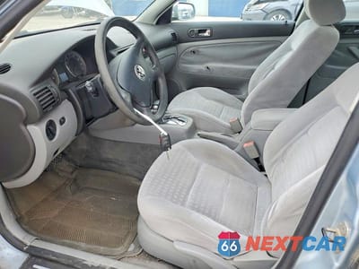 Zdjęcie 7 z 12 samochodu: 2002 VOLKSWAGEN PASSAT GLS VIN:WVWVD63B12E418552 - miniatura