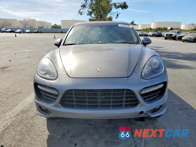 Piąte zdjęcie samochodu w środku: 2014 PORSCHE CAYENNE VIN:WP1AD2A26ELA76184 - miniatura