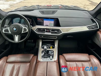 Zdjęcie 9 z 13 samochodu: 2022 BMW X7 M50I VIN:5UXCX6C00N9J47458 - miniatura