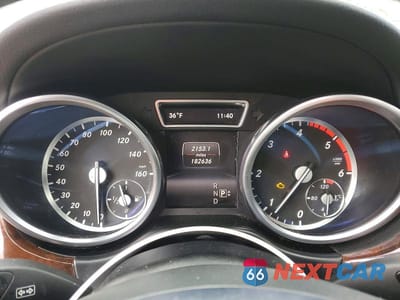 Zdjęcie 9 z 12 samochodu: 2014 MERCEDES-BENZ GL 350 BLUETEC VIN:4JGDF2EE5EA272105 - miniatura