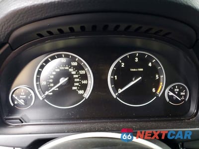 Zdjęcie 9 z 12 samochodu: 2015 BMW X5 XDRIVE35D VIN:5UXKS4C55F0N07534 - miniatura