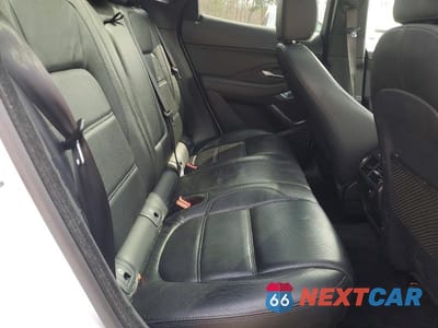 Zdjęcie 11 z 13 samochodu: 2019 JAGUAR E-PACE SE VIN:SADFP2FX6K1Z63993 - miniatura