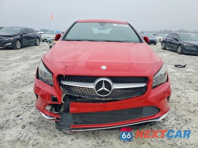Piąte zdjęcie samochodu w środku: 2017 MERCEDES-BENZ CLA 250 VIN:WDDSJ4EB3HN412957 - miniatura
