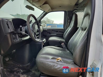Zdjęcie 7 z 13 samochodu: 2007 CHEVROLET EXPRESS 2500 UTILITY / SERVICE VAN VIN:1GCGG25V271105234 - miniatura