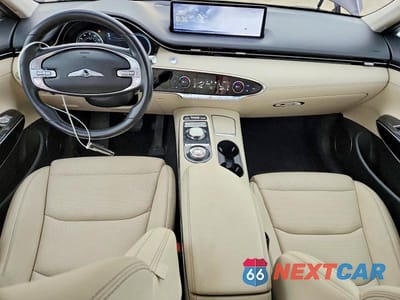 Zdjęcie 8 z 13 samochodu: 2022 GENESIS GV70 2.5T STANDARD VIN:KMUMADTB5NU025654 - miniatura