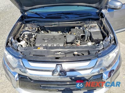 Zdjęcie 11 z 12 samochodu: 2018 MITSUBISHI OUTLANDER SE VIN:JA4AD3A3XJZ016300 - miniatura