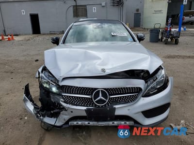 Piąte zdjęcie samochodu w środku: 2018 MERCEDES-BENZ C 300 4MATIC VIN:WDDWJ4KB8JF706943 - miniatura