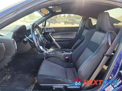 Zdjęcie 7 z 11 samochodu: 2017 TOYOTA 86 BASE VIN:JF1ZNAA10H9711040 - miniatura