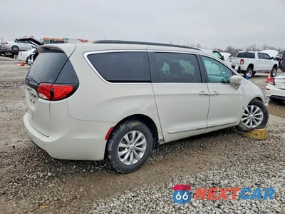 Trzecie zdjęcie samochodu z tyłu: 2017 CHRYSLER PACIFICA TOURING L VIN:2C4RC1BG7HR598281 - miniatura