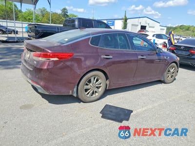 Trzecie zdjęcie samochodu z tyłu: 2016 KIA OPTIMA LX TURBO VIN:5XXGT4L10GG075372 - miniatura