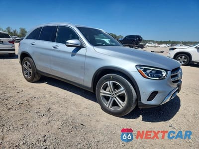 Czwarte zdjęcie samochodu z boku: 2022 MERCEDES-BENZ GLC 300 VIN:W1N0G8DB8NG101820 - miniatura