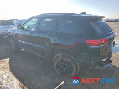 Drugie zdjęcie samochodu z przodu: 2019 JEEP GRAND CHEROKEE TRAILHAWK VIN:1C4RJFLG8KC581183 - miniatura