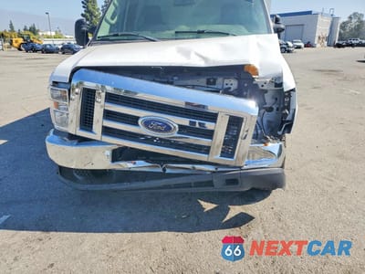Zdjęcie 9 z 11 samochodu: 2019 FORD ECONOLINE E350 SUPER DUTY CUTAWAY VAN VIN:1FDWE3F64KDC04137 - miniatura
