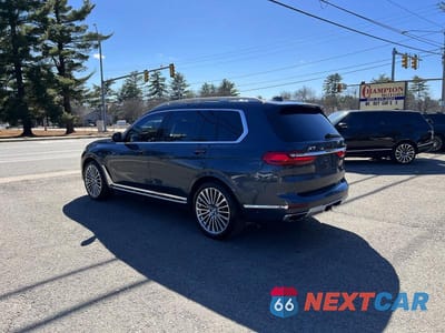 Trzecie zdjęcie samochodu z tyłu: 2019 BMW X7 XDRIVE40I VIN:5UXCW2C5XKLB43622 - miniatura