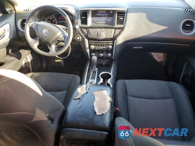 Zdjęcie 8 z 12 samochodu: 2019 NISSAN PATHFINDER SV VIN:5N1DR2MM7KC637688 - miniatura