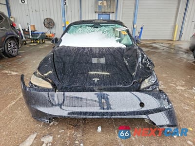 Piąte zdjęcie samochodu w środku: 2024 TESLA MODEL 3 VIN:5YJ3E1EA3RF867882 - miniatura