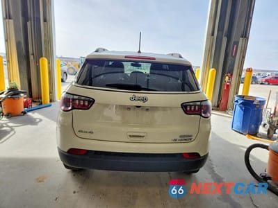Zdjęcie 6 z 12 samochodu: 2018 JEEP COMPASS LATITUDE VIN:3C4NJDBB6JT345062 - miniatura