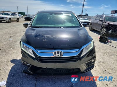 Piąte zdjęcie samochodu w środku: 2019 HONDA ODYSSEY EX VIN:5FNRL6H52KB019381 - miniatura