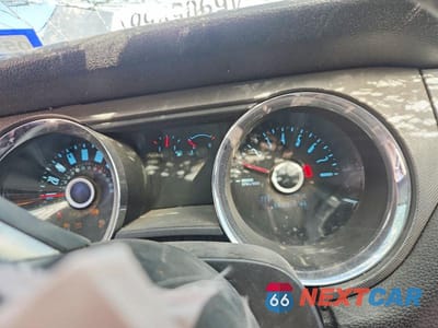 Zdjęcie 9 z 12 samochodu: 2014 FORD MUSTANG GT VIN:1ZVBP8CFXE5299121 - miniatura