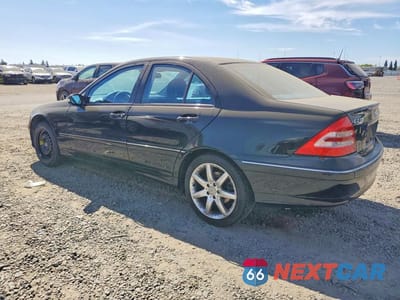 Drugie zdjęcie samochodu z przodu: 2003 MERCEDES-BENZ C 230K SPORT SEDAN VIN:WDBRF40J43F399789 - miniatura