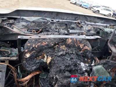 Zdjęcie 9 z 11 samochodu: 2005 CHEVROLET SILVERADO K2500 HEAVY DUTY VIN:1GCHK29U35E263365 - miniatura