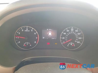 Zdjęcie 9 z 11 samochodu: 2021 KIA SELTOS S VIN:KNDEU2AA6M7136241 - miniatura