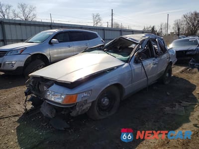 2002 MERCURY GRAND MARQUIS LS 2MEFM75W22X655557 - główne zdjęcie licytacji z USA - miniatura