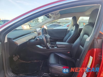 Zdjęcie 7 z 12 samochodu: 2019 TESLA MODEL 3 VIN:5YJ3E1EA9KF299076 - miniatura