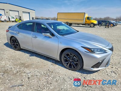 Czwarte zdjęcie samochodu z boku: 2023 LEXUS ES 350 VIN:58AJZ1B10PU157752 - miniatura