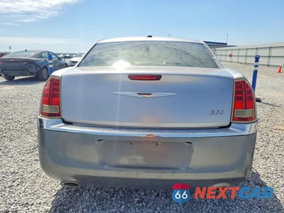 Zdjęcie 6 z 13 samochodu: 2013 CHRYSLER 300 VIN:2C3CCAAG5DH572337 - miniatura