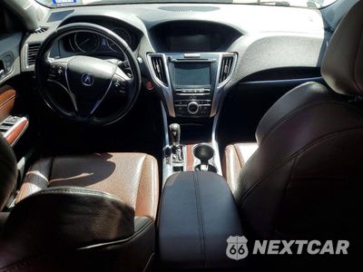 Zdjęcie 8 z 12 samochodu: 2015 ACURA TLX VIN:19UUB1F33FA001991 - miniatura