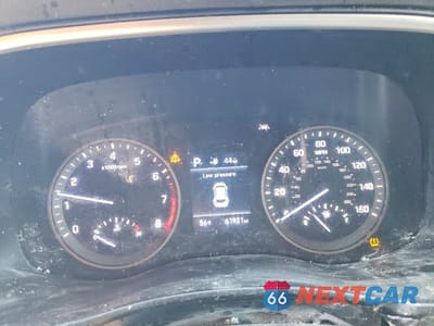 Zdjęcie 9 z 12 samochodu: 2021 HYUNDAI TUCSON VALUE VIN:KM8J3CA40MU298820 - miniatura