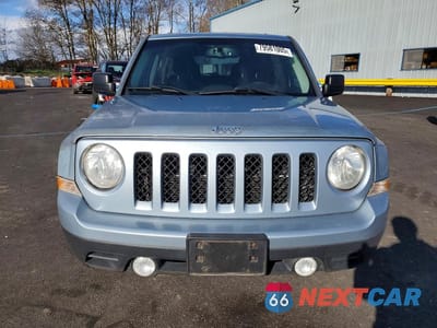 Piąte zdjęcie samochodu w środku: 2013 JEEP PATRIOT SPORT VIN:1C4NJPBA8DD234838 - miniatura