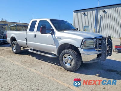 Czwarte zdjęcie samochodu z boku: 2007 FORD F250 SUPER DUTY VIN:1FTSX21P17EA94267 - miniatura