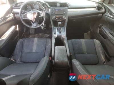 Zdjęcie 8 z 11 samochodu: 2017 HONDA CIVIC LX VIN:19XFC2F5XHE028990 - miniatura