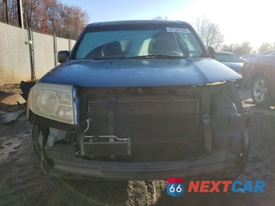 Piąte zdjęcie samochodu w środku: 2010 HONDA PILOT LX VIN:5FNYF4H27AB012440 - miniatura