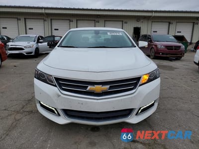 Piąte zdjęcie samochodu w środku: 2019 CHEVROLET IMPALA LT VIN:2G11Z5S35K9152971 - miniatura