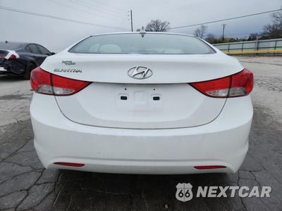 Zdjęcie 6 z 13 samochodu: 2012 HYUNDAI ELANTRA GLS VIN:5NPDH4AE2CH134222 - miniatura