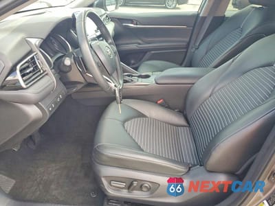 Zdjęcie 7 z 12 samochodu: 2023 TOYOTA CAMRY SE VIN:4T1G11AK0PU094168 - miniatura
