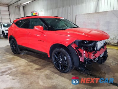 Czwarte zdjęcie samochodu z boku: 2025 CHEVROLET BLAZER RS VIN:3GNKBKRS7SS150015 - miniatura