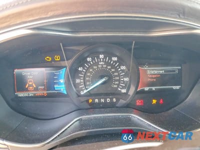 Zdjęcie 9 z 12 samochodu: 2017 FORD FUSION TITANIUM VIN:3FA6P0D96HR219691 - miniatura